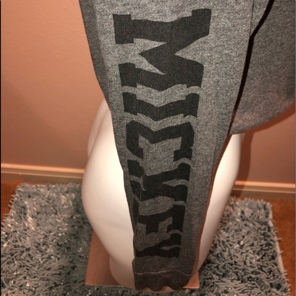 Mickey Mouse crop top - Picture 4 of 8